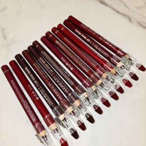 Huda Reds Lipstick Pencil