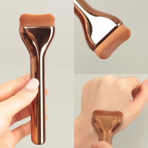 Curved Foundation Brush